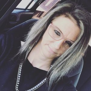 Meet your Posher, Kathleen